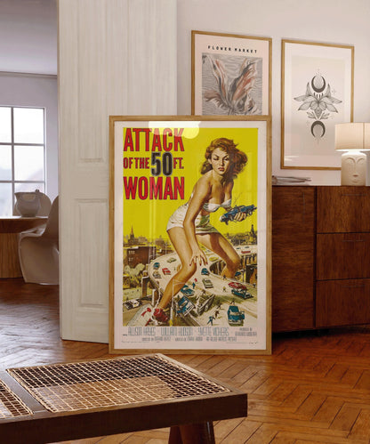 L'attaque de la femme de 50 pieds | Affiche de film vintage (disponible encadrée à la main ou non encadrée)