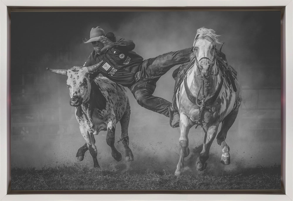 Wall Art Grabbing