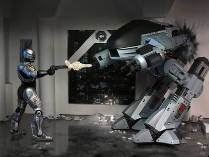 NECA - Ultimate Battle Damaged RoboCop with Chair