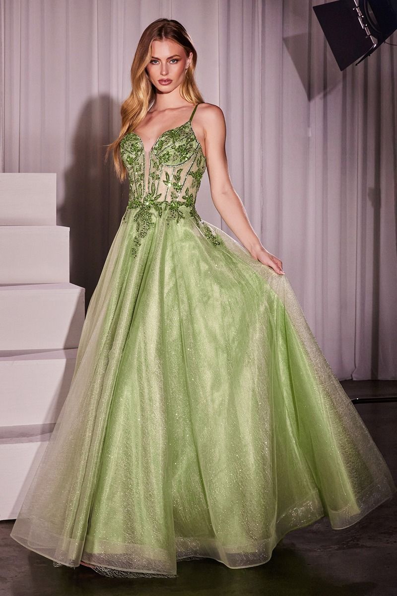 ROBE EN TULLE SUPERPOSÉ COUPE TRAPÈZE ET CORSAGE ORNÉ DE DENTELLE