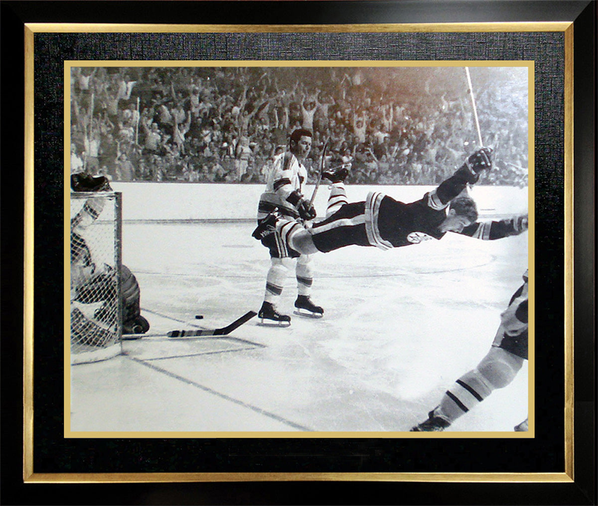 Bobby Orr “The Goal” 16x20 Framed Photo
