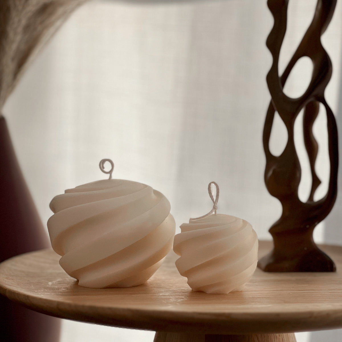 Bougies en cire de soja Swirl Ball | Décoration d'intérieur, Cadeau pour femme