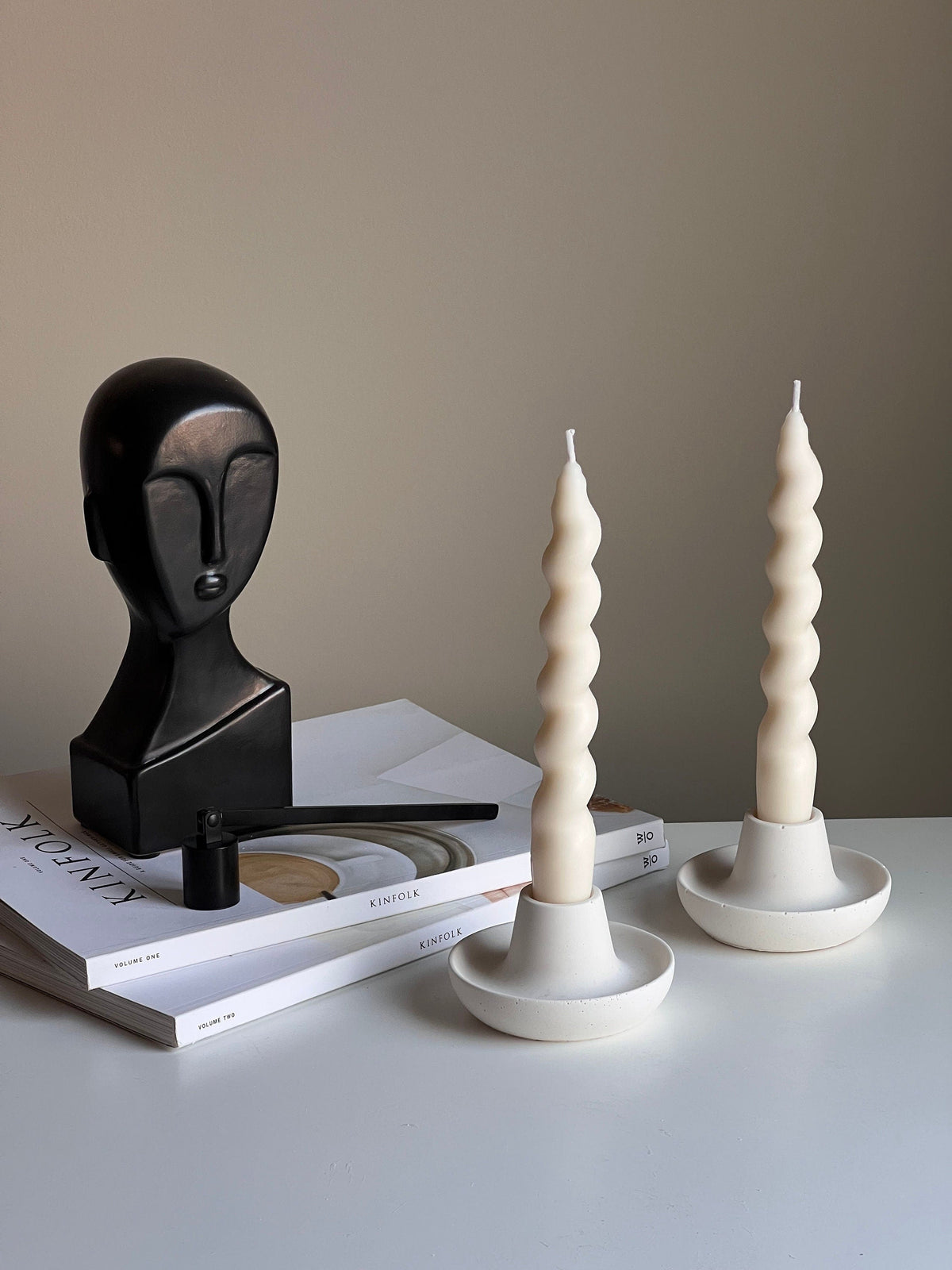 Bougeoir rond en jésonite : Décoration de table minimaliste