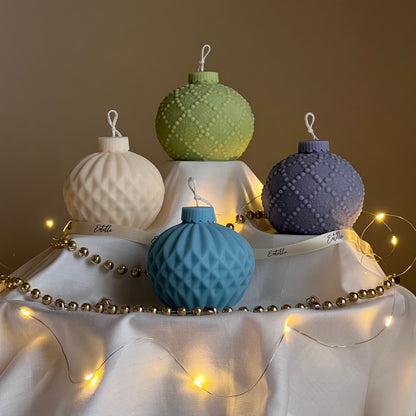 Handmade Christmas Bauble Soy Candle: Festive Ornament Decor