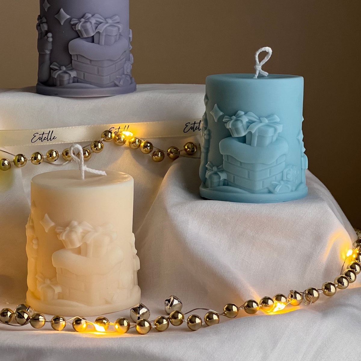 Bougie pilier de Noël artisanale : Décoration festive pour la maison