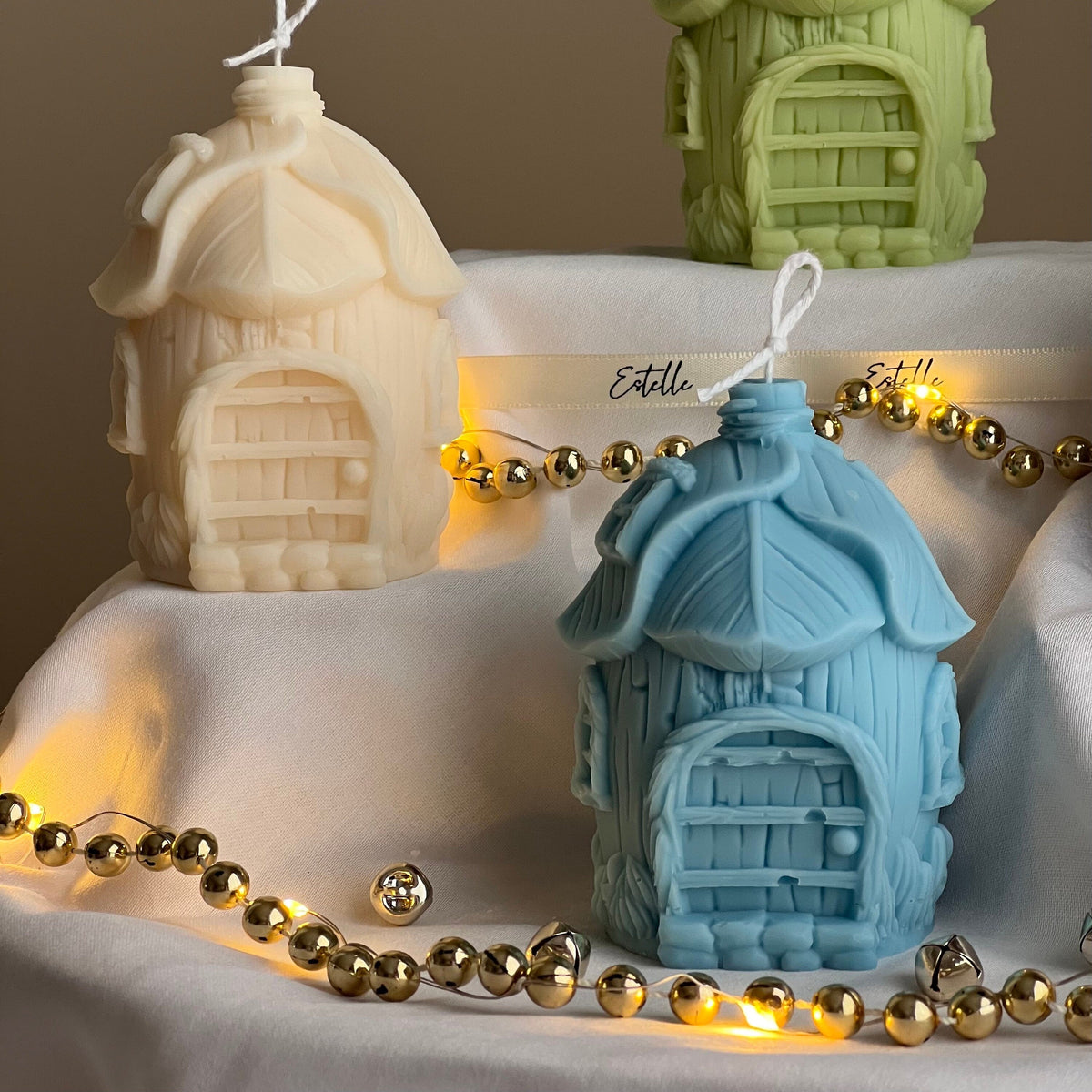 Leaf House Soy Candle: Handmade Christmas Decor Gift