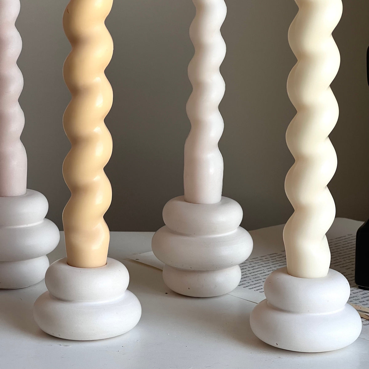 Donut Jesmonite Candlestick Holder: Minimalist Wedding Decor
