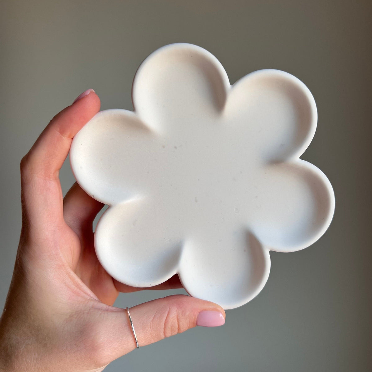 Flower Trinket Tray: Handmade Jesmonite Jewelry Dish, Scandi Decor