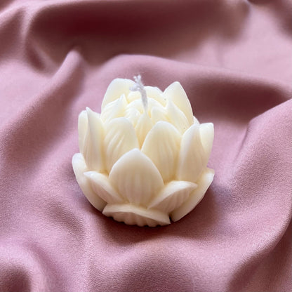 Handmade Lotus Soy Candle: Small Trendy Home Decor