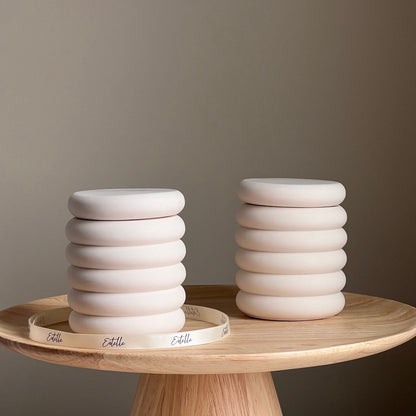 Bougie à la cire de soja "Donut Jar" | Mèche en bois, Pot en Jesmonite