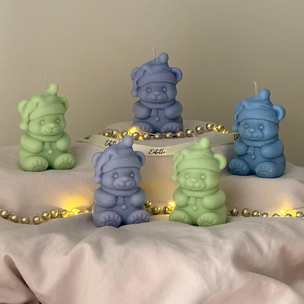 Petite bougie Ours de Noël, touche chaleureuse pour les fêtes d'hiver