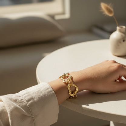 Bracelet Cœurs Entrelacés - Acier Inoxydable Doré