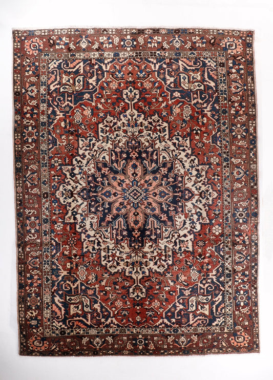 Persian Bakhtiari Rug | 9' 10" x 12' 9"