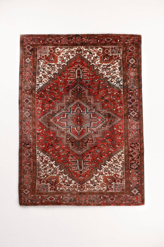 Persian Heriz Rug | 7' 5" x 10' 10"