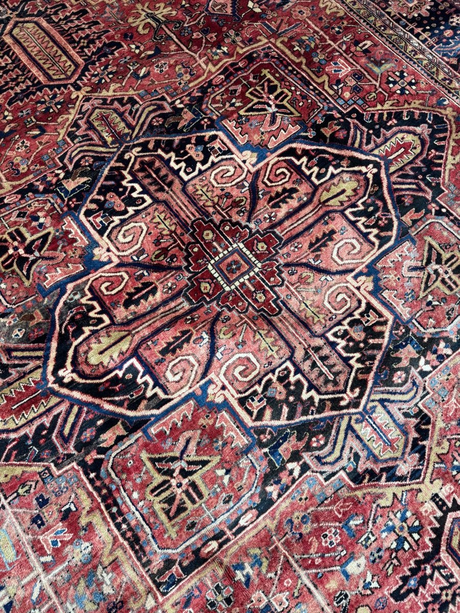 Persian Heriz Rug | 9' 10" x 12' 11"
