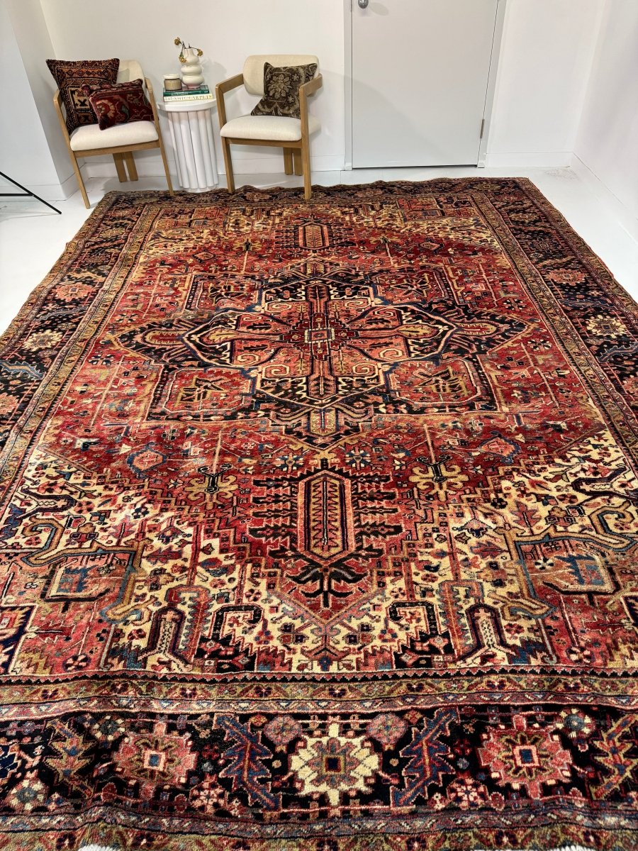 Persian Heriz Rug | 9' 10" x 12' 11"