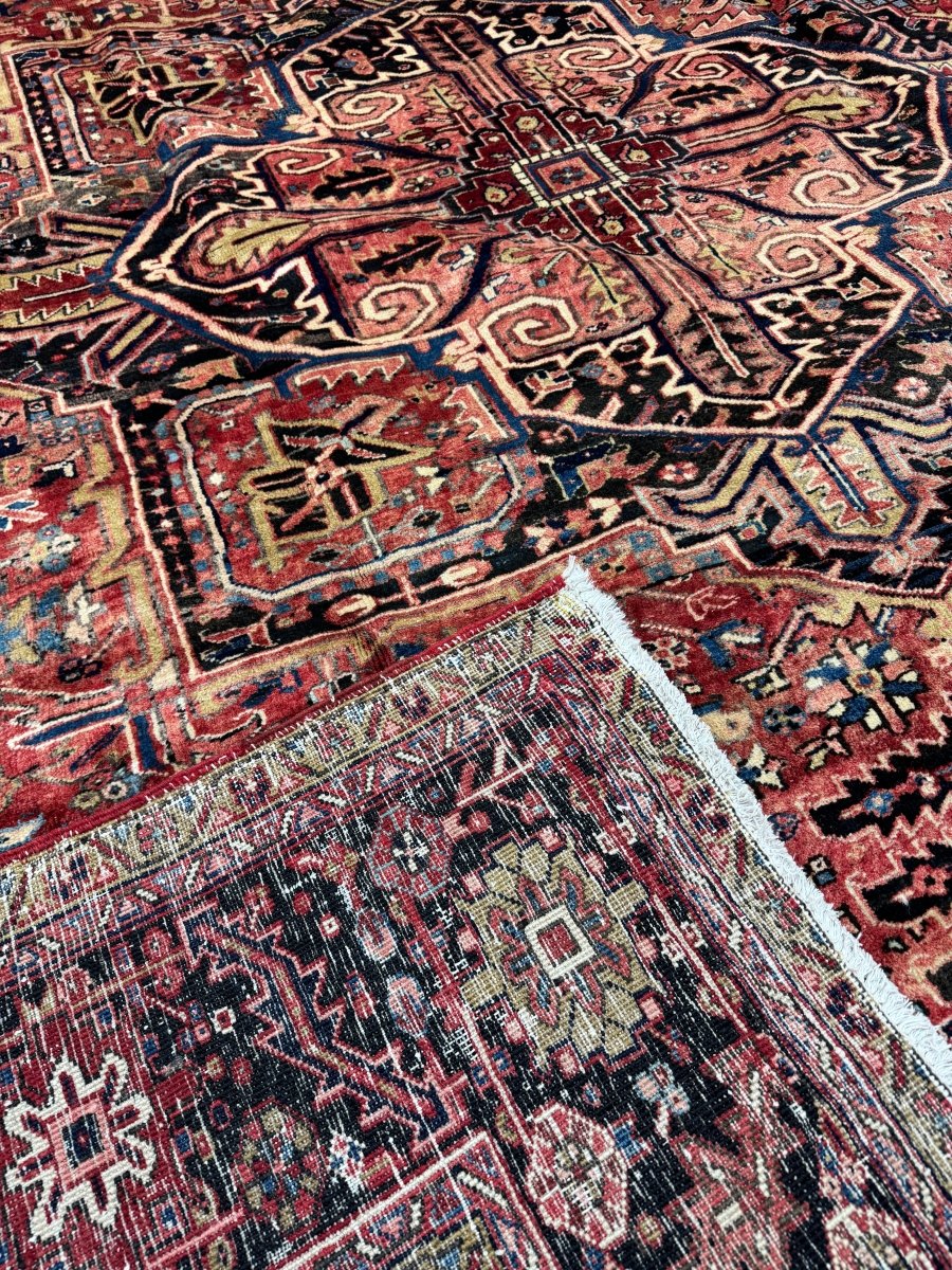 Persian Heriz Rug | 9' 10" x 12' 11"