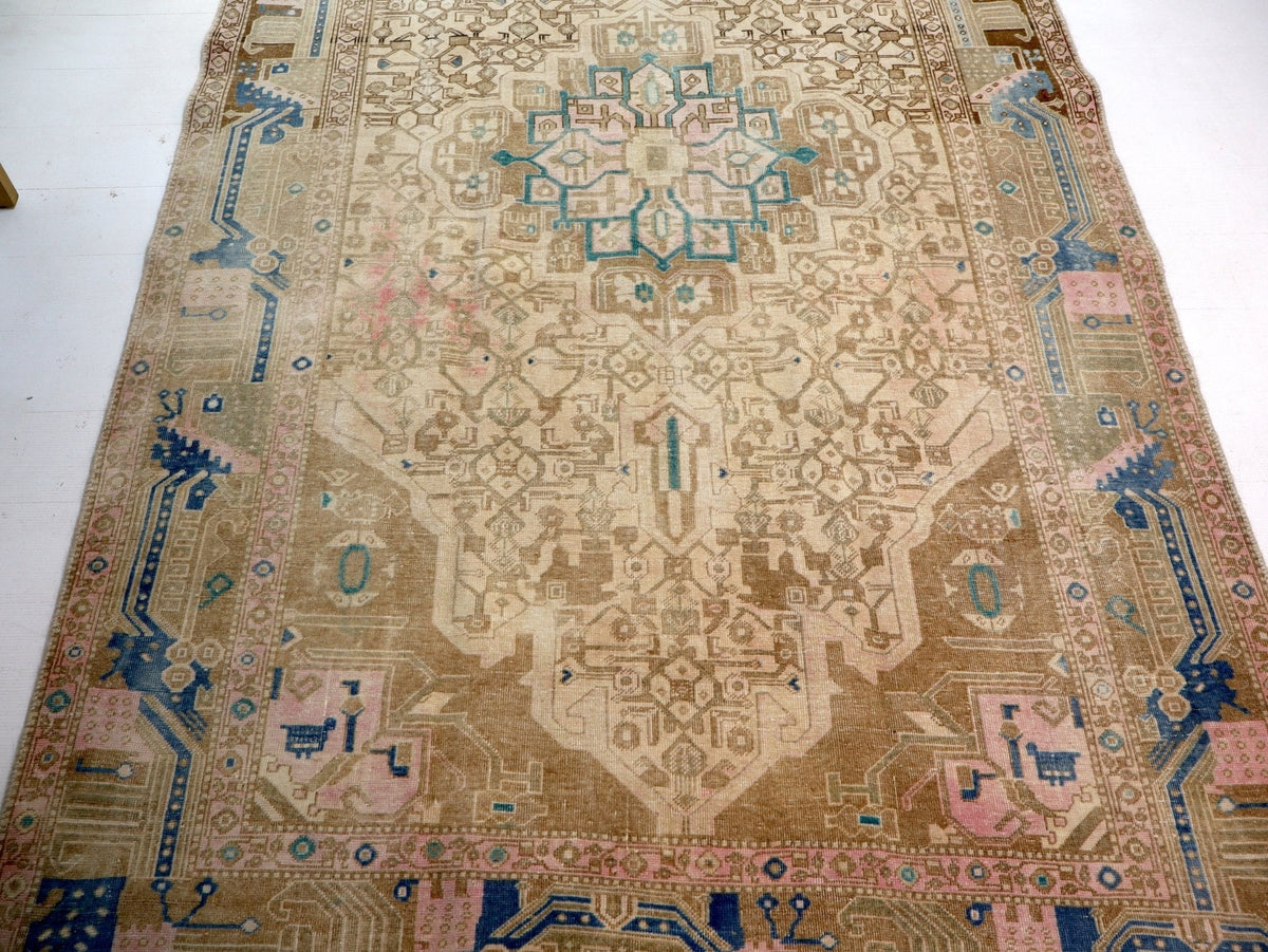 Persian Nahavand Rug | 5' 1” x 9' 4"