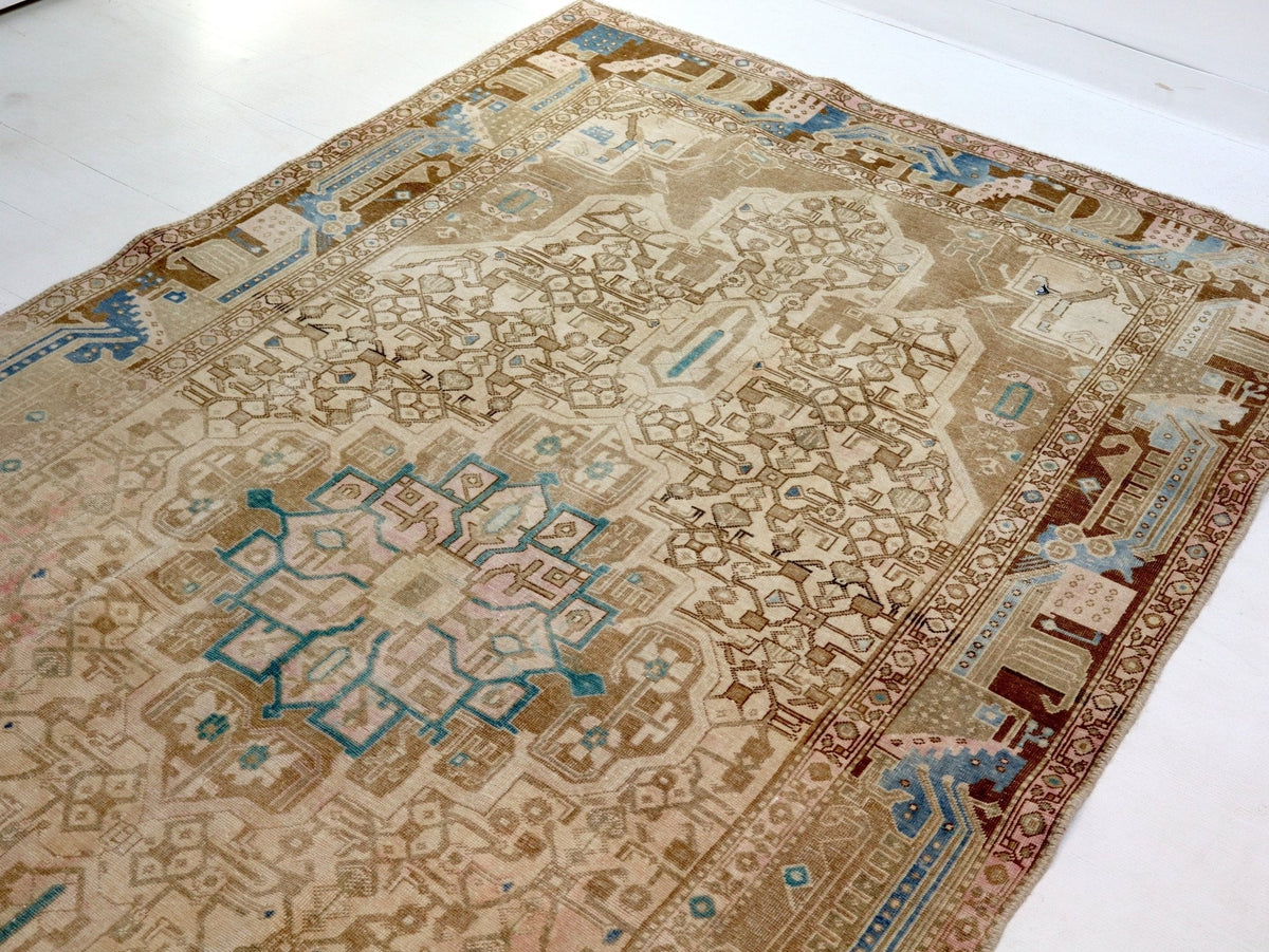 Persian Nahavand Rug | 5' 1” x 9' 4"