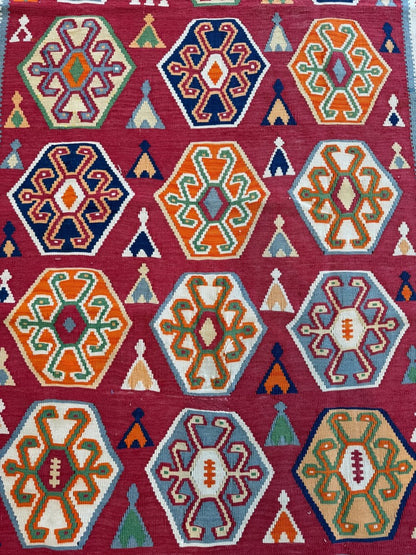 Persian Qashqai Kilim Rug |  5' 4" x 9' 2"