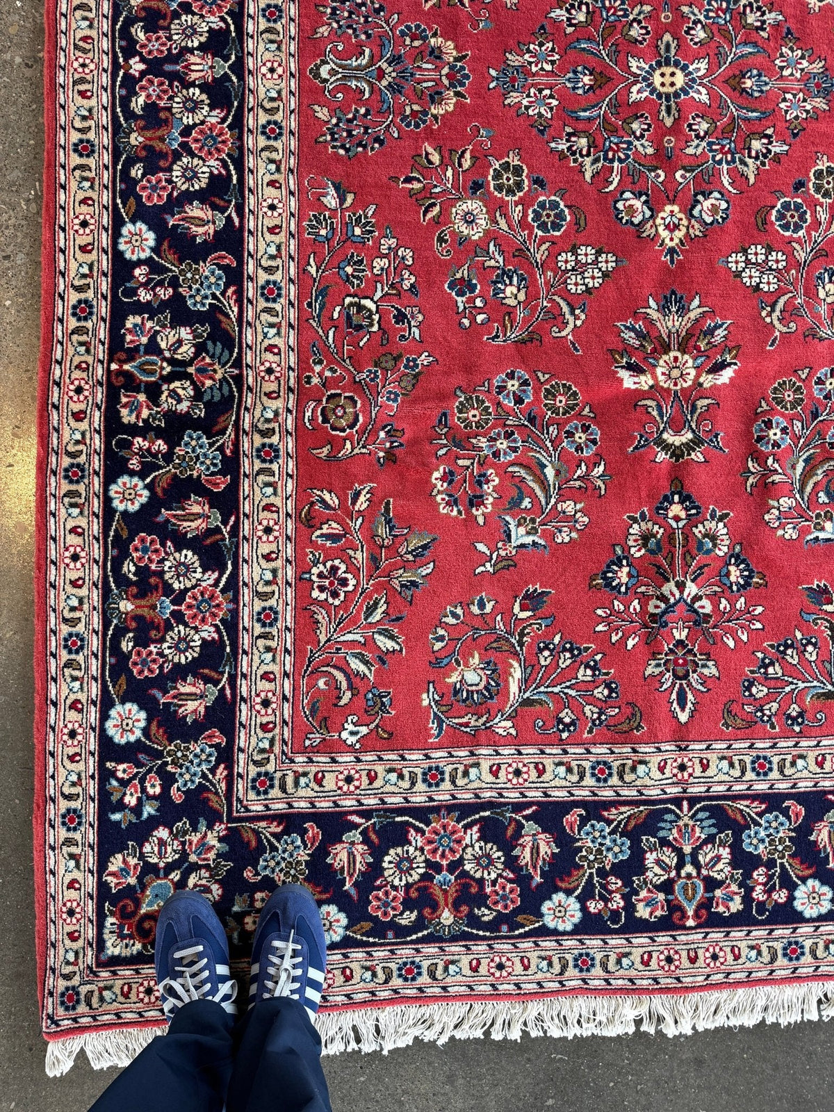 Persian Sarouk Rug | 6' 11" x 9' 10"