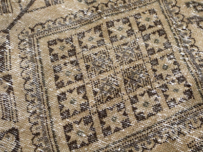 Persian Sirjan Rug | 6' 8” x 9' 11"