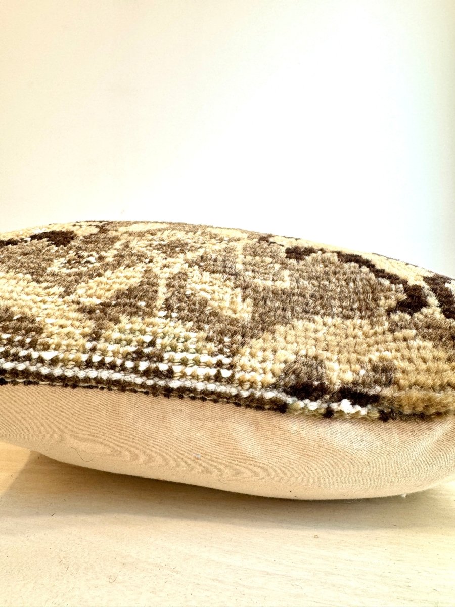 Pillow No. 004 | 16" x 16"