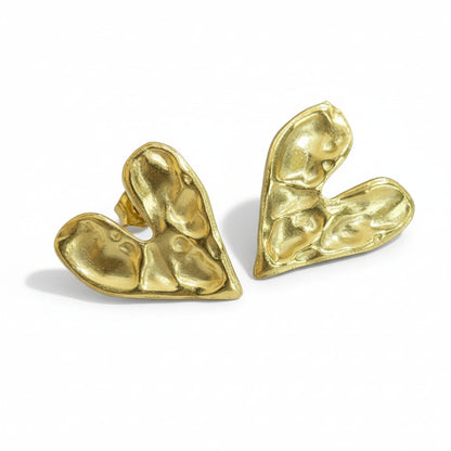 Clous d'oreilles Cœur en métal martelé – Acier inoxydable doré