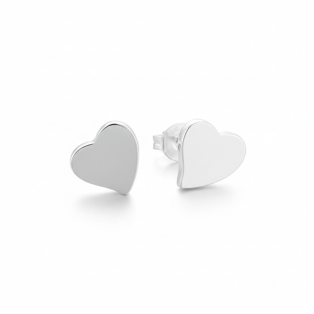 Boucles d'oreilles clous en plaqué argent cœur asymétrique